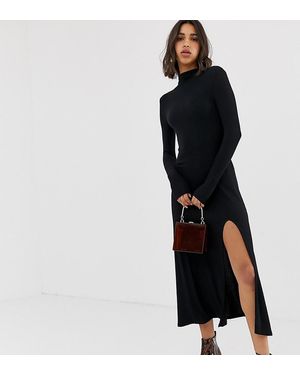 Stradivarius Geripptes Midi-Jerseykleid in Schwarz