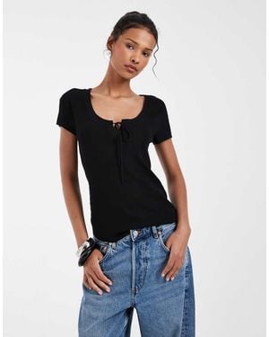 & Other Stories Short Sleeve T-Shirt With Low Neckline And Bow Detail - Black