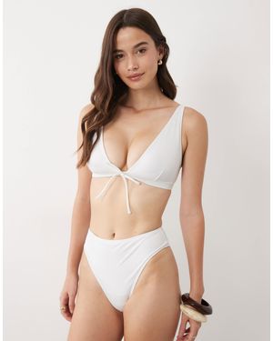 ASOS – fuller bust – maya alice – vorne gebundenes bikinioberteil - Natur