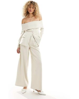 Extro & Vert Elegante Broek Met Hoge Taille En Knoopdetail - Wit