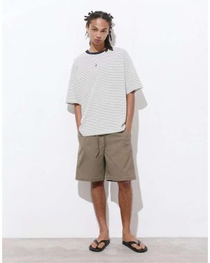 Pull&Bear Bermuda Kaki Con Vita Elasticizzata - Bianco