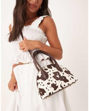 ASOS Bolso De Mano De Estilo Bolera Con Y Bandolera Desmontable De Cuero Efecto Piel De Potro De - Neutro