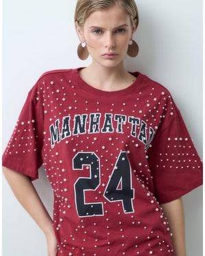 ASOS Oversized T-shirt With Manhattan Pearl Embellished Graphic - Red