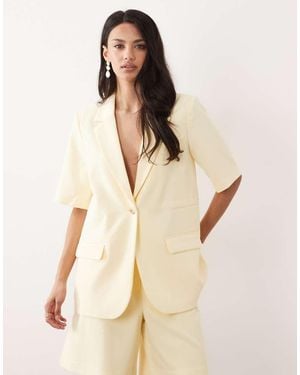 Y.A.S Blazer Sartoriale A Maniche Corte Con Vita Arricciata Pallido - Neutro