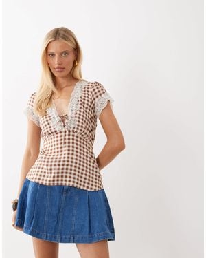 Nobody's Child Maeve V-neck Lace Trim Short Sleeve Blouse - Brown