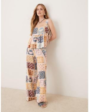 ASOS Broek Van Linnenmix Met Gestrikte Voorkant, Wijde Pijpen En Tegelprint - Naturel