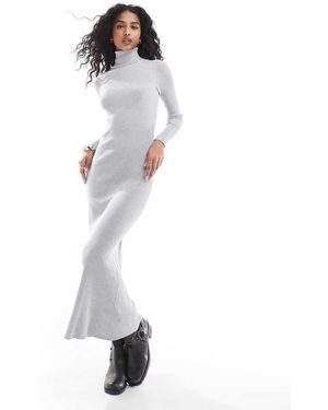 Stradivarius Vestito - Bianco