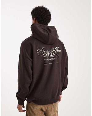 Threadbare Sudadera Chocolate Extragrande Con Capucha Y Estampado En La Espalda De - Marrón