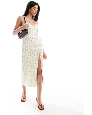 Bershka Midaxi Slipdresss Met Gekruiste Achterkant - Wit