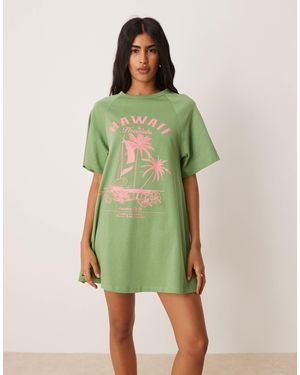 ASOS Robe t-shirt courte et oversize à imprimé hawaii - Vert
