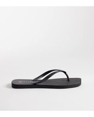 SEQWL Wide Fit Chanclas Negras Con Puntera Cuadrada De - Marrón