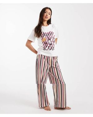 Threadbare Pigiama A Maniche Corte Con Stampa Di Formaggio E Pantaloni A Righe Multicolore - Bianco