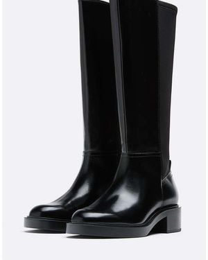 Stradivarius Flat Equestrian-style Boots - Black