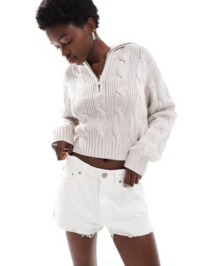 Cotton On Cotton on - pull en maille torsadée à col zippé - grège - Blanc
