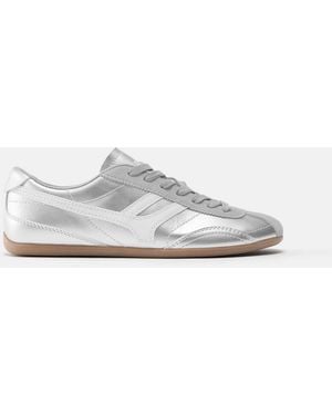 Pull&Bear – retro-sneaker - Weiß