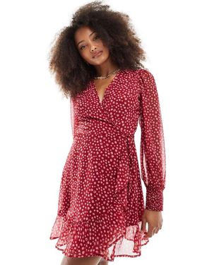 Wednesday's Girl Vestito Corto A Portafoglio Ciliegia Con Stampa A Macchie E Volant - Rosso