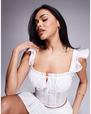Love Triangle Crop top d'ensemble tendance folk en broderie anglaise - Blanc
