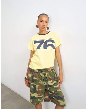 TOPSHOP Camiseta Con Diseño Encogido Gráfica '76' En - Verde