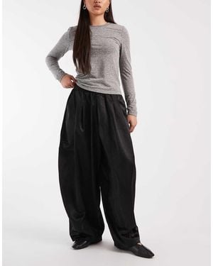 Collusion Xl Balloon Trousers - Black