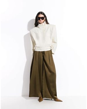 ASOS – elegante, superweite hose aus satin - Weiß