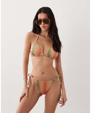 New Look Bikinibroekje Met Gestrikte Zijkanten En Motief Met Kleurverloop - Bruin