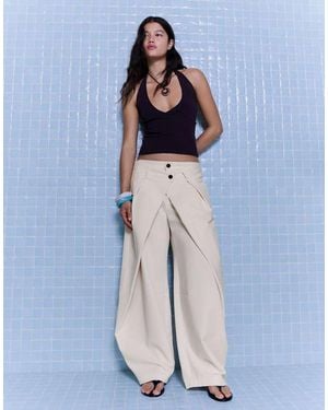 Bershka Barrel Trousers With Pleats - Brown