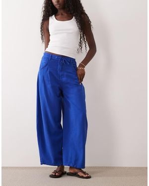 ASOS Broek Met Plooien, Zakken En Ballonvorm - Blauw