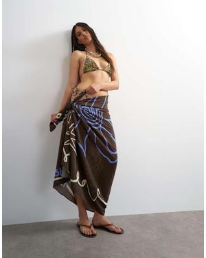 TOPSHOP Rectangle Sarong - White