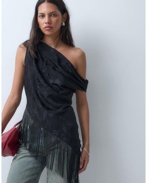 ASOS Satin-jacquard-top mit schulterfreiem ausschnitt, fransen und asymmetrischem schnitt - Blau