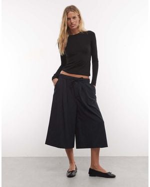 Collusion Baggy Pull-On Jorts Met Krijtstreep - Zwart
