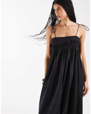 Reclaimed Vintage Maxi Cami Smock Dress With Bubble Hem And Bows - White