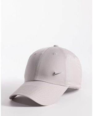 Nike Club Cap With Metallic Swoosh - Gray