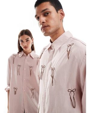 Sister Jane Camicia Polvere Con Fiocchi Ricamati A Contrasto - Rosa