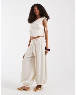 Vero Moda Balloon Trouser With Ankle Detail Co-ord - Natural