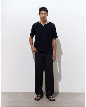 Pull&Bear Tailored Fit joggers - Black