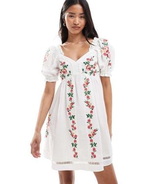 Miss Selfridge Vestito Corto Stile Babydoll Ricamato - Bianco