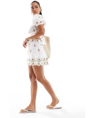 New Look Co-ord Strawberry Embroidered Mini Skirt - White