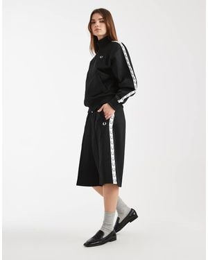 Fred Perry Taped Logo Track Jorts - White