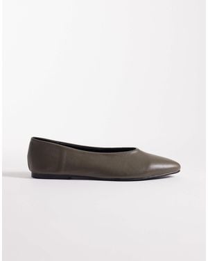 SEQWL High Vamp Ballet Flats - White