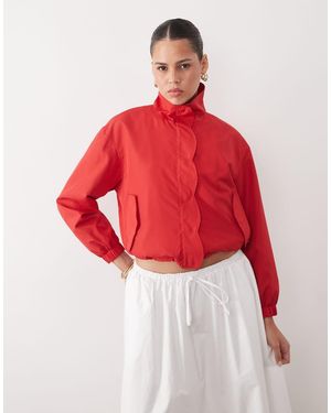 Miss Selfridge Windjack Met Geschulpt Detail En Stippen - Rood