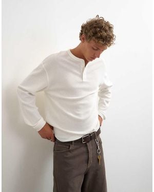 TOPMAN Relaxed Fit Waffle Henley With Raw Hem - White