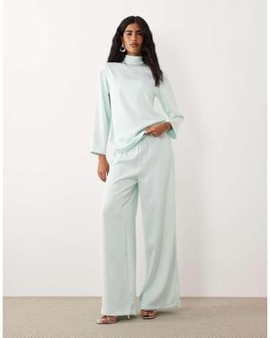 Iyal Slim Wide Leg Trouser Co-Ord - White