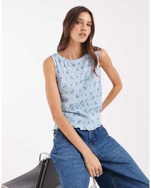 Pieces Sleeveless Slash Neck Plisse Top - Blue