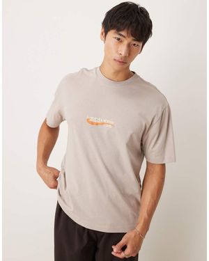 ASOS T-Shirt Comoda Color Pietra Con Stampa Sul Petto - Neutro