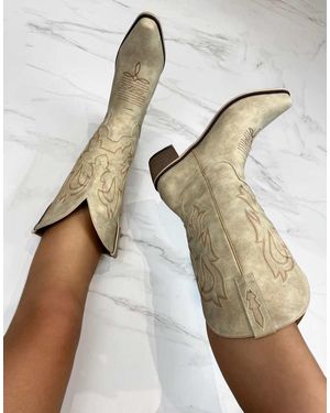 GIA STUDIOS Cowboy Western Ankle Boots - Natural