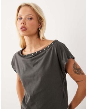 Motel Damaria Top Met Blote Schouders En Studs - Grijs
