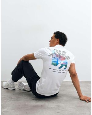 Obey Pastures Back Graphic T-Shirt Met Korte Mouwen - Wit