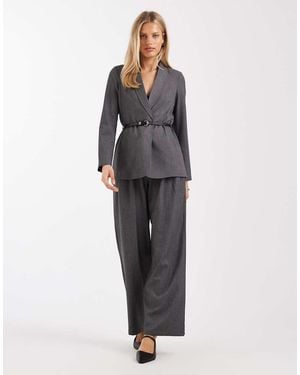 Vero Moda Pantalones Gris Oscuro Jaspeado De Pernera Ancha Con Cinturón De (Parte De Un Conjunto)