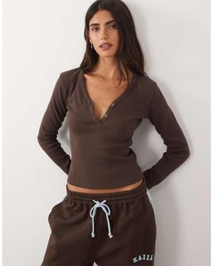 Kaiia Cotton Rich Ribbed Fitted Henley Top - Brown