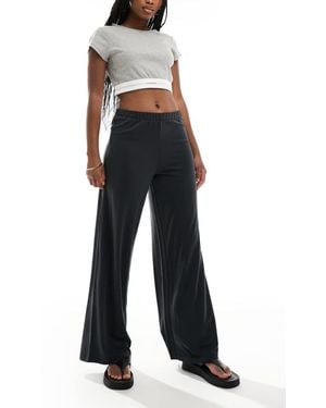 Monki Straight Leg Casual Soft Trousers - Black